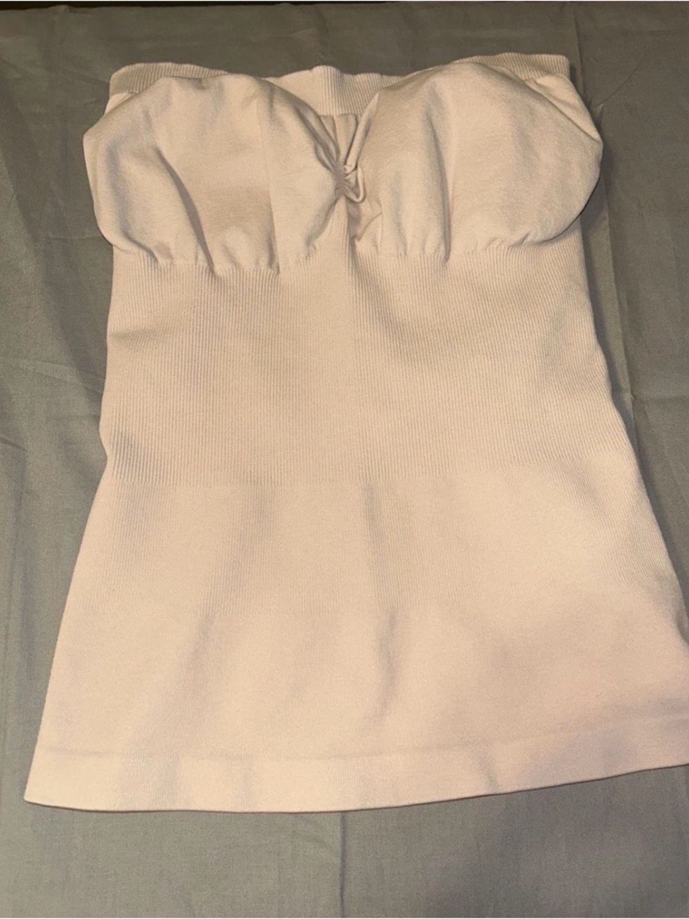 Fatatti Athleisure Women's Size M Slim Halter Top Built In Bra Tank NWOT